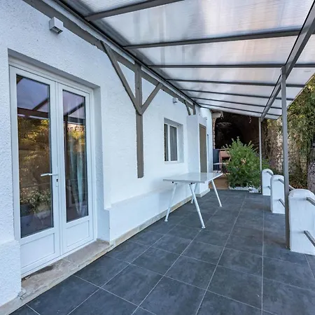 The White House Beausoleil- Monaco Border Waterfall & View Of Sea And Monaco Villa Beausoleil