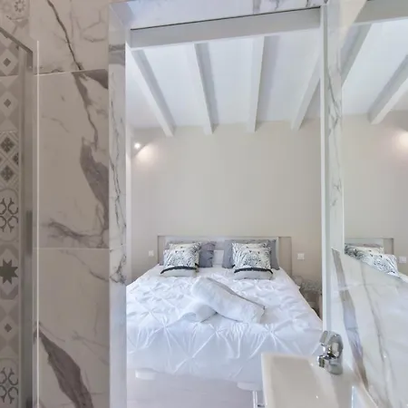 The White House Beausoleil- Monaco Border Waterfall & View Of Sea And Monaco Willa Beausoleil