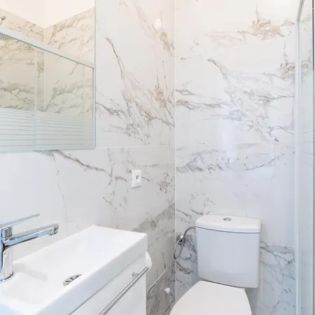The White House Beausoleil- Monaco Border Waterfall & View Of Sea And Monaco