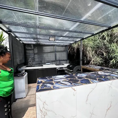 The White House Beausoleil- Monaco Border Waterfall & View Of Sea And Monaco Beausoleil