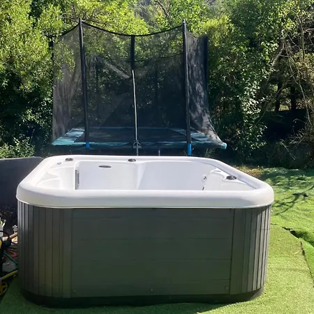 The White House Beausoleil- Monaco Border Waterfall & View Of Sea And Monaco Villa