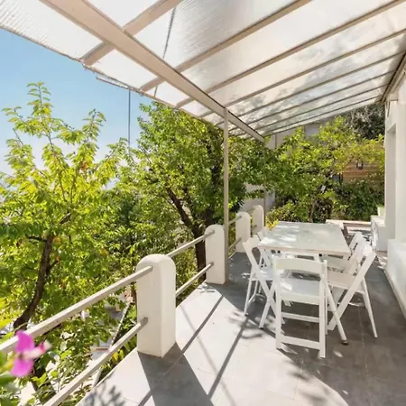The White House Beausoleil- Monaco Border Waterfall & View Of Sea And Monaco Villa Beausoleil